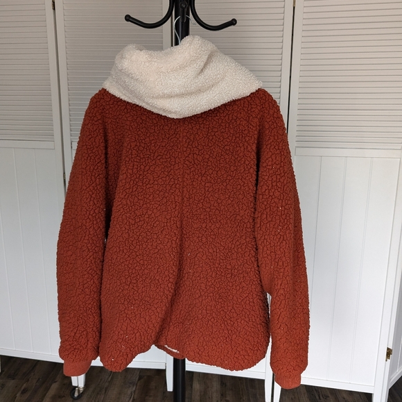 Super Warm Me Jane Rust Colored Jacket with Buttons. Like New. Medium. - Picture 5 of 7